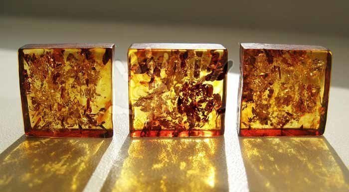 Elements of amber tiles